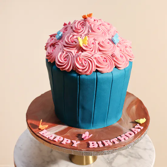 Floward Happy Birthday Cake