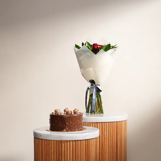 Floward Ferrero Rocher Cake | Superb Roses