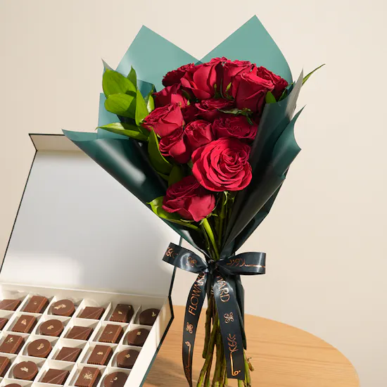 Floward Birdsong Medium Chocolate Box | Sweet Tender Flower Bouquet