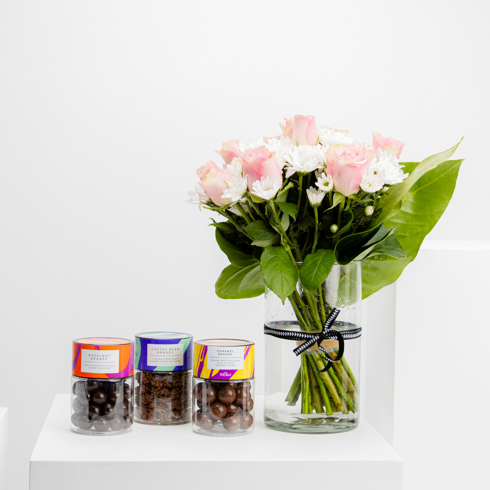 مجموعة شوكولاتة موكو | مزهرية ورود الصيف