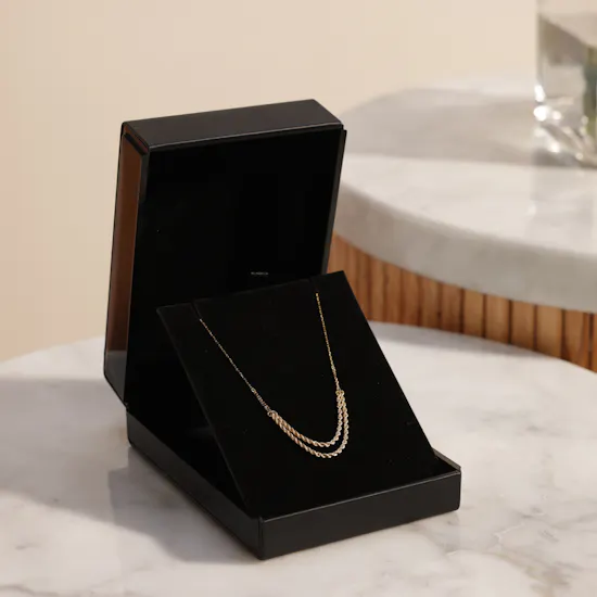 AV Jewelry Two-Layer Braided Gold Necklace | Emotional Carnation Vase