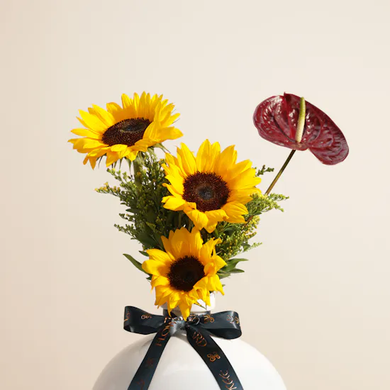 Golden Aura Flower Vase