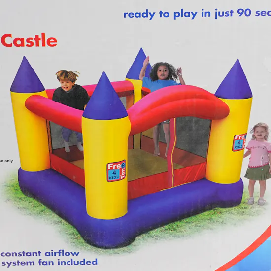 FREETIME - MEGA BOUNCY CASTLE
