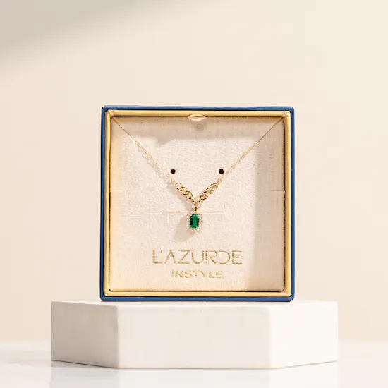 L'azurde Gold Necklace with Green Stone