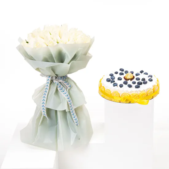 Blueberry Cheesecake | White Roses