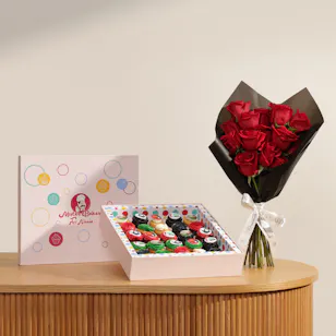 Mister Baker Emirati Women’s Day Mini Cupcakes | Charming Flower Bouquet Mister Baker Emirati Women’s Day Mini Cupcakes | Charming Flower Bouquet