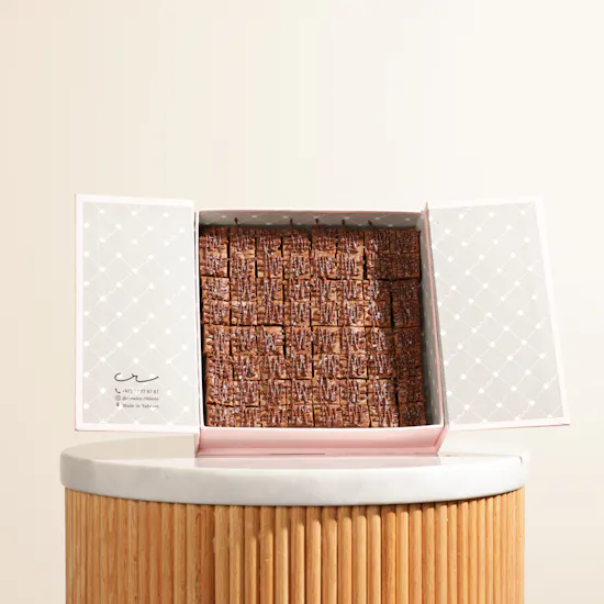 Creamy Ribbons Large Nutella Chocolate Sea Salt Brownies Box