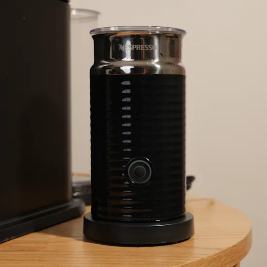 Nespresso Vertuo Next Coffee Machine & Aeroccino Frother Bundle