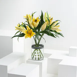 Yellow lily | Get well soon Vase