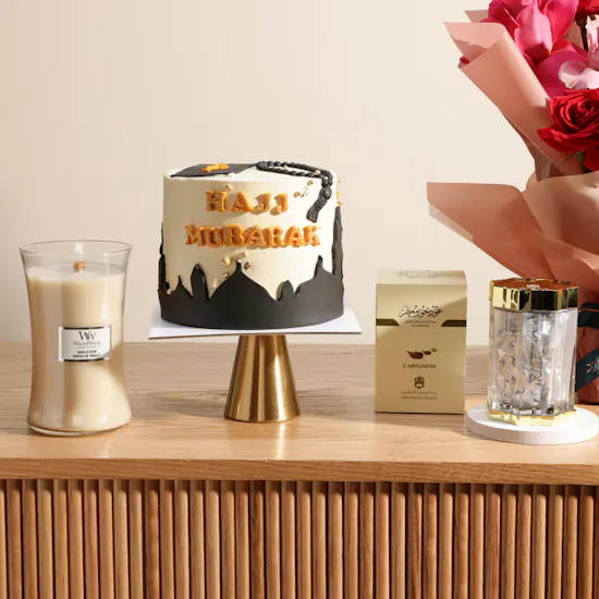Blooming Hajj Celebration Gift Set | Charm Flowers
