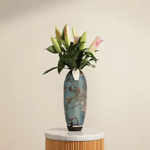 Charm Glow Pink Lily Vase Charm Glow Pink Lily Vase