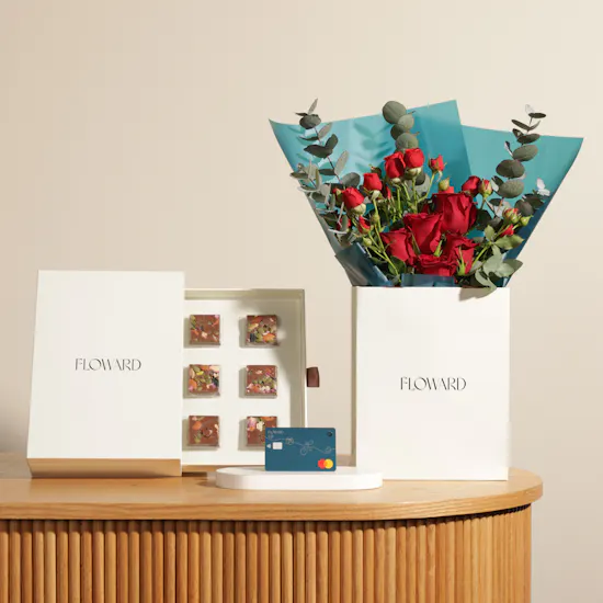 Floward 50 BHD Card and Chocolate Box | Sweet Sparkling Flower