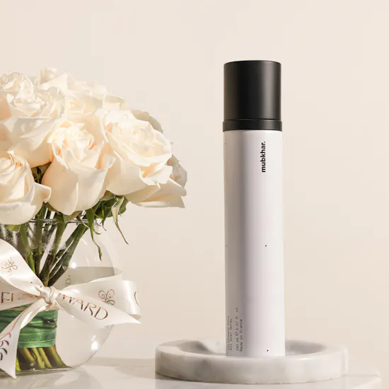 Mubkhar All Over Spray | White Roses Vase