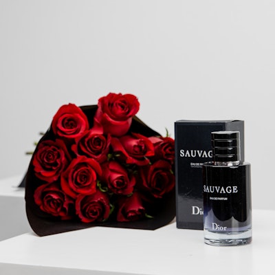 Dior Sauvage | 12 Red Roses