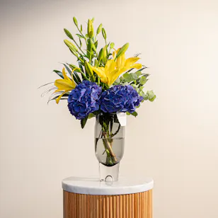 Charming Flower Vase