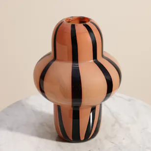 Floward Glow Orange and Black Flower Vase Floward Glow Orange and Black Flower Vase
