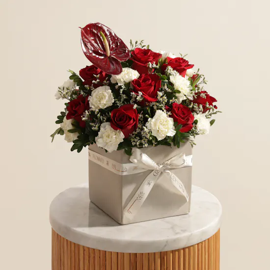 Classic Red and White Flower Vase
