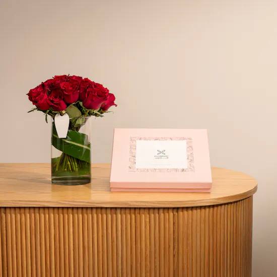 Floward Chocolate Bonbon | Red Roses Vase