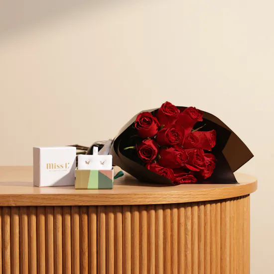 Miss L by L'azurde Earrings | Red Flowers Bouquet