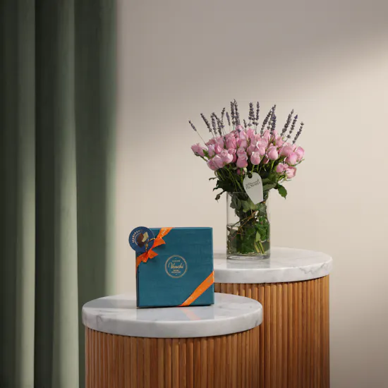 Venchi Murrine Gianduiotto Blue Gift Box | Fresh Flowers