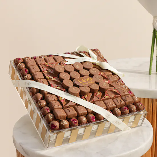 Levo Chocolates | Beautiful Flower Bouquet