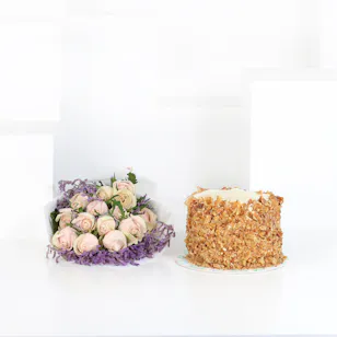 Magnolia Carrot Cake | Pink Roses Magnolia Carrot Cake | Pink Roses