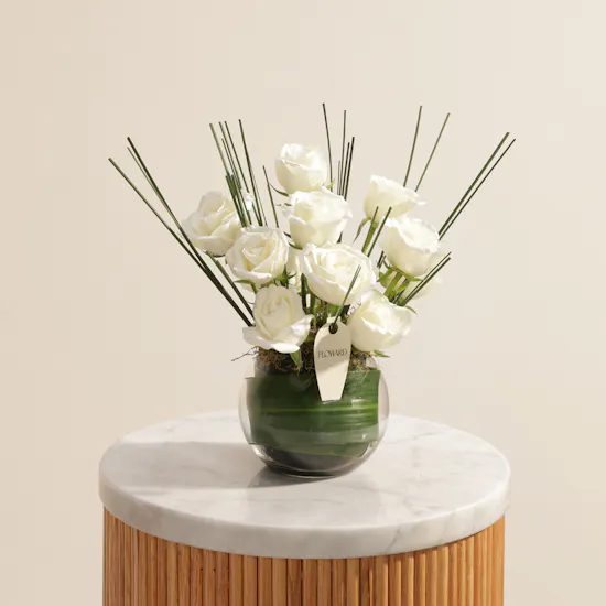 Royal White Roses Vase