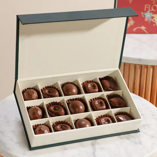 Floward Birdsong Small Chocolate Box