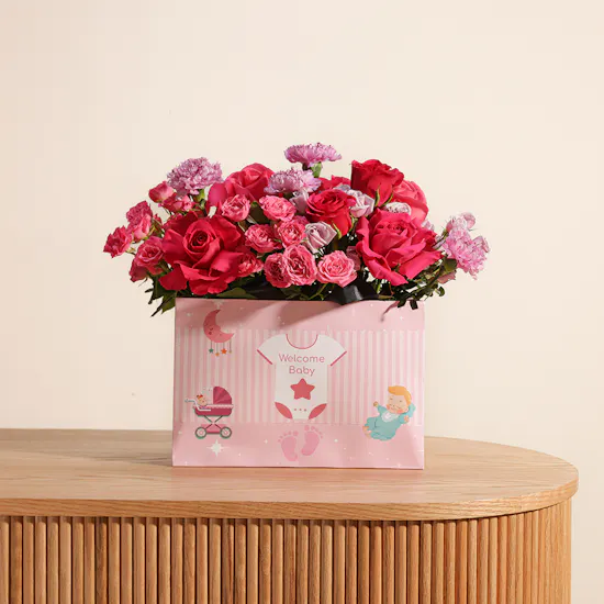 Floward Welcome Baby Girl Cake | Blooms