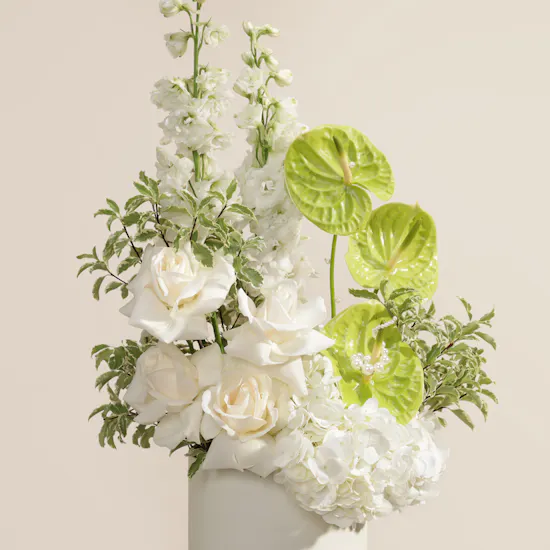 Emirati Women's Day Luminous Flower Box