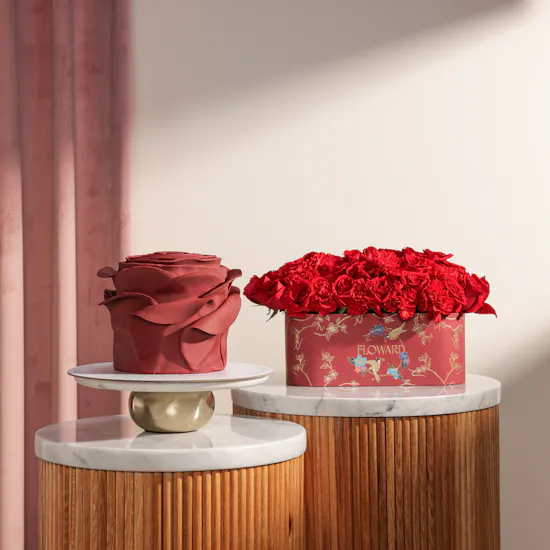 Floward Red Rose Premium Cake | Iconic Red Roses