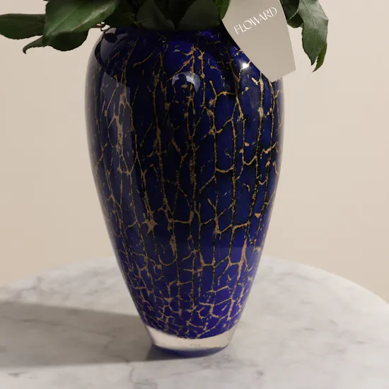 Classic Vibes Rose Vase