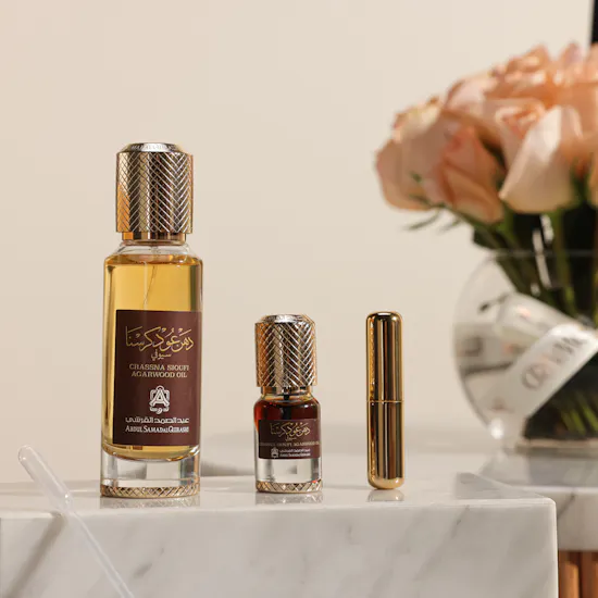 Abdul Samad Al Qurashi Crassna Sioufi Agarwood Oil Set | Graduation Roses Vase