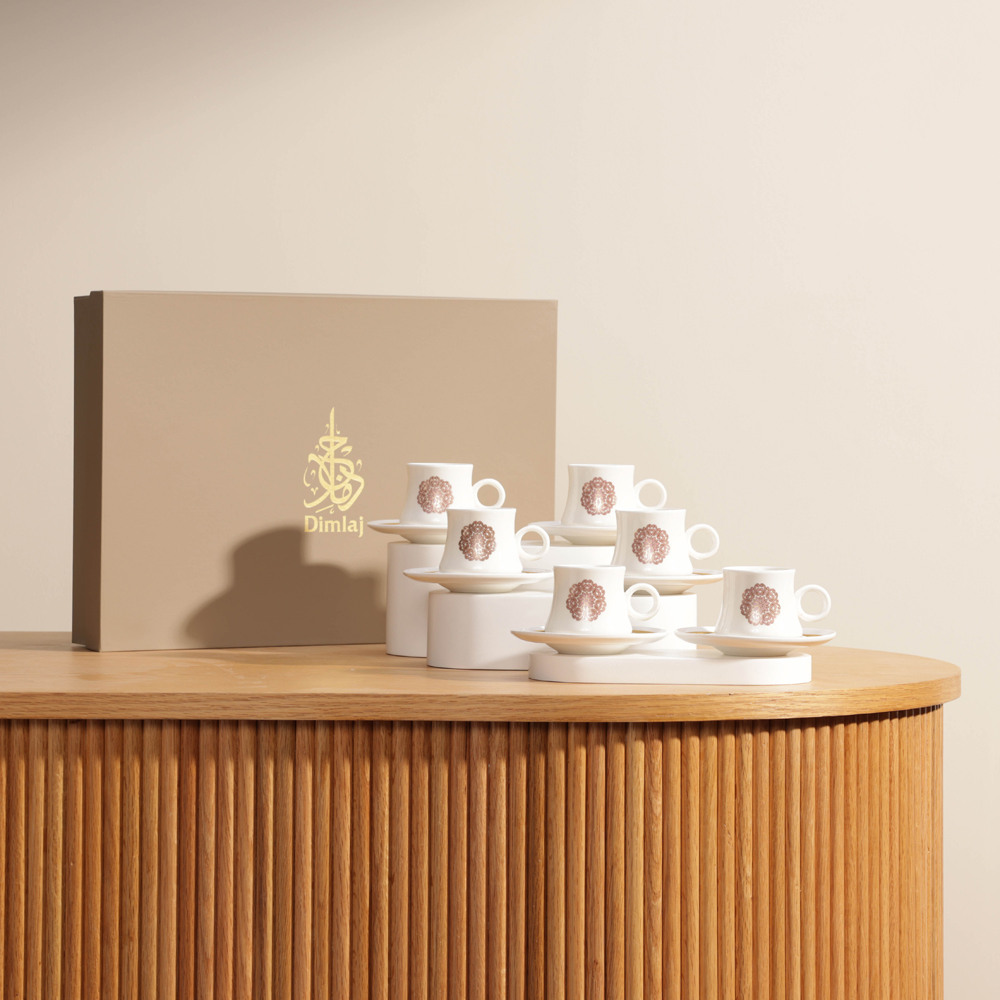 طقم سيلينا فناجين قهوة تركية وصحون من ديملاج 