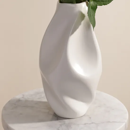 Artistic Pink Hydrangea Vase