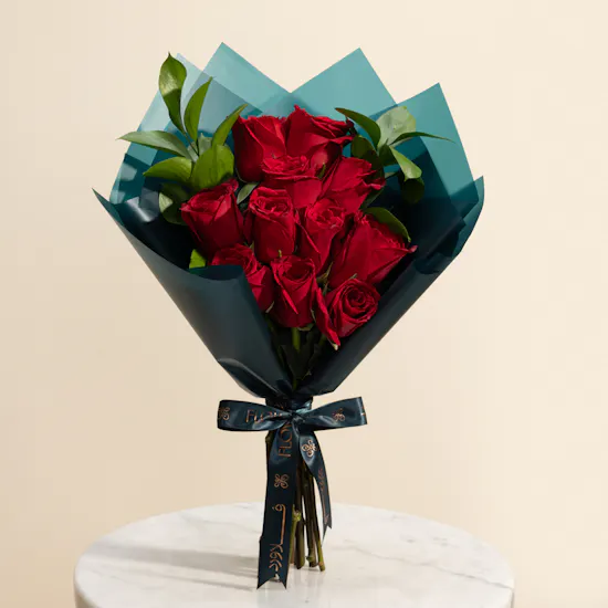 L'azurde Women's Gold Bracelet | Lovely Red Roses Bouquet