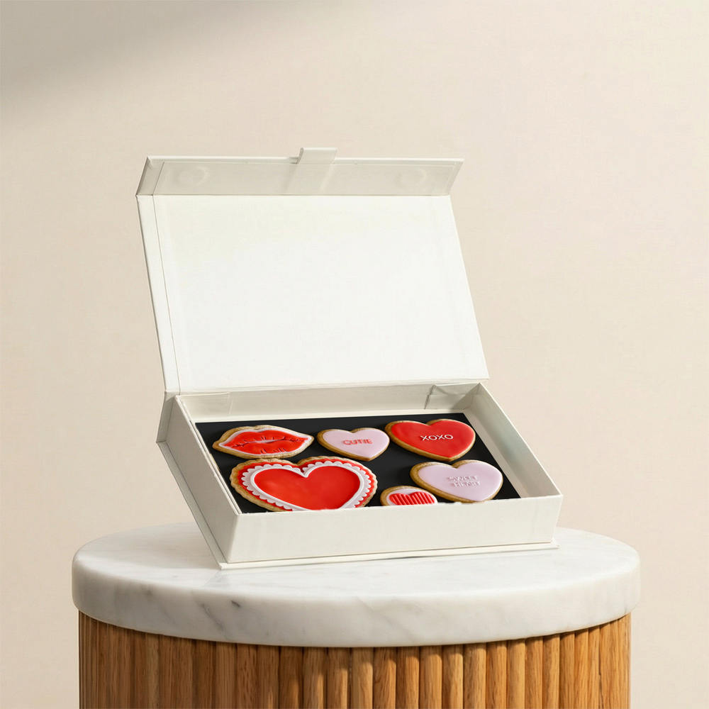 Erzulie Cakes Hearts and Kisses Biscuit Box