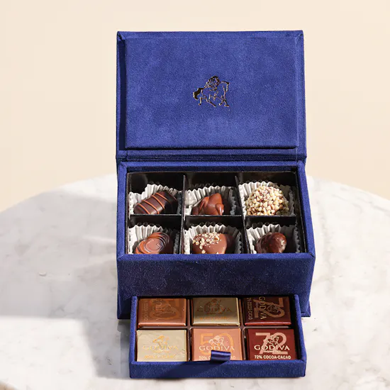Godiva Mini Royal Chocolate Box | White Rose
