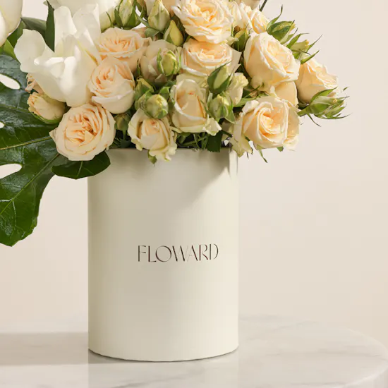 Pearl Glow Flower Box