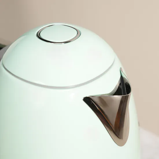 Smeg Retro Style Electric Pastel Green Kettle | 1.7 Liter