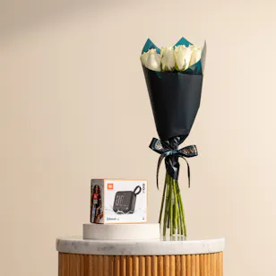 JBL Go4 Bluetooth Portable Black Speaker | Eternal Grace Rose Bouquet