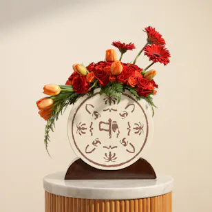 Founding Day Delight Blooms Vase