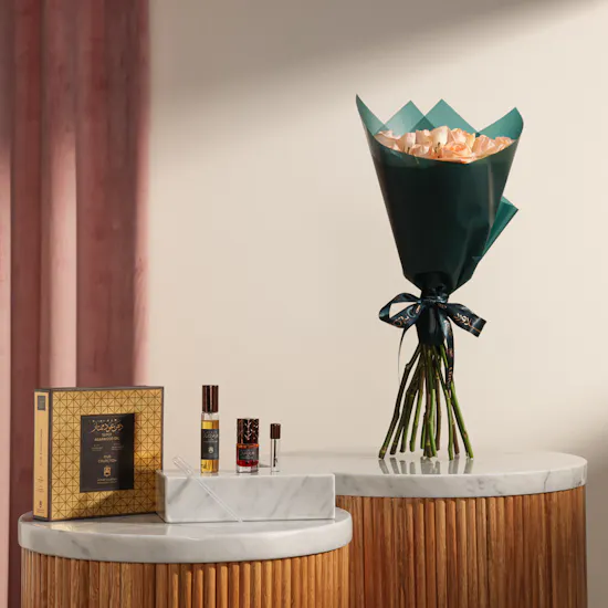 Abdul Samad Al Qurashi Super Agarwood Oil | Peach Bliss Rose Bouquet