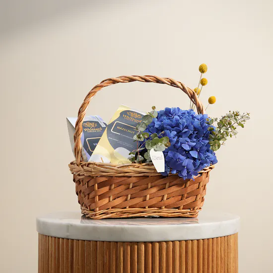 Whittard Flavored Coffee and Flowers Small Basket