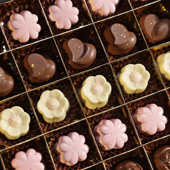 Chocolate Creations Mix Chocolate Box