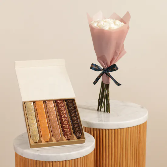 Godiva Fabric Carré Chocolate Box | Majestic Flowers Bouquet