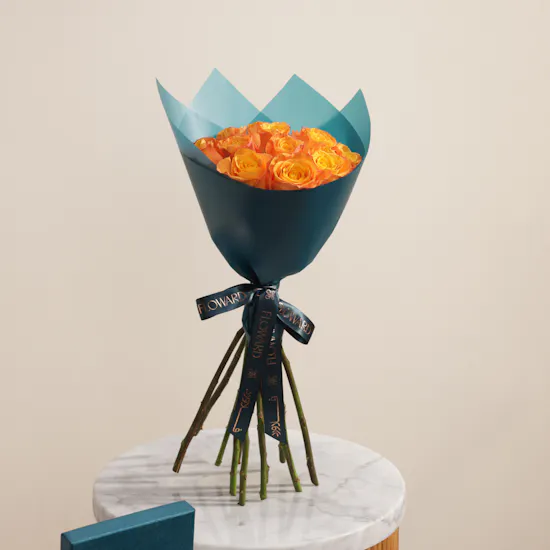 Venchi Murrine Gianduiotto Blue Gift Box | Bright Flower Bouquet