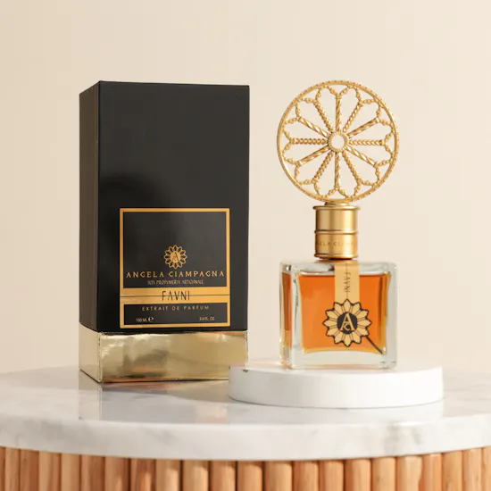عطر فاوني للجنسين من أنجيلا تشامبانيا | 100 مل