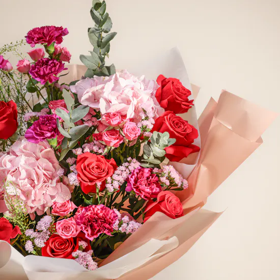 Rose Charm Flowers Bouquet