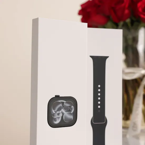 Apple Watch Series 11 GPS Jet Black 42mm Aluminum | Red Roses Vase